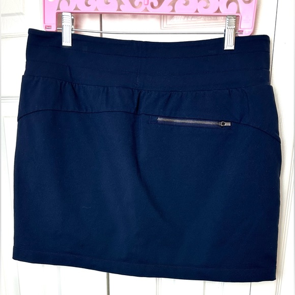 Mint ATHLETA Metro Downtown Skort Skirt Shorts Navy Blue Side Ribbon Tuxedo - Picture 6 of 13